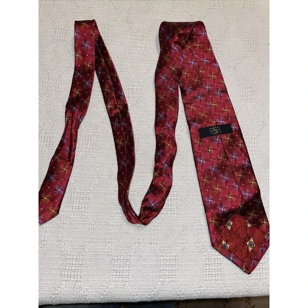 Robert Talbott Men’s Dress Tie Size 59” Red Geometric Silk Business Formal City